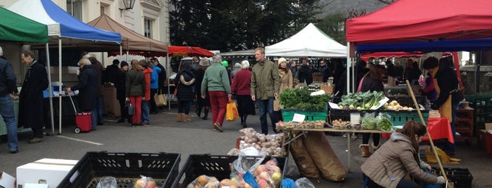 Barnes Farmers Market is one of Putney favourites.