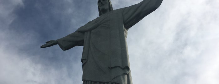 Cristo Redentor is one of Liliana 님이 좋아한 장소.