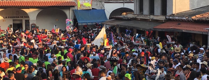 Carnaval de Chinelos - Tepoztlan is one of สถานที่ที่ Liliana ถูกใจ.