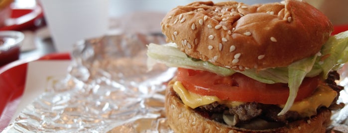 Z-Burger is one of Main Haunts.