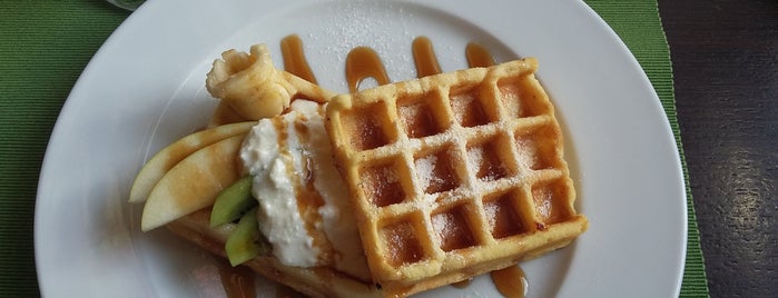 Waffle Street Perm is one of Tempat yang Disukai Anya.