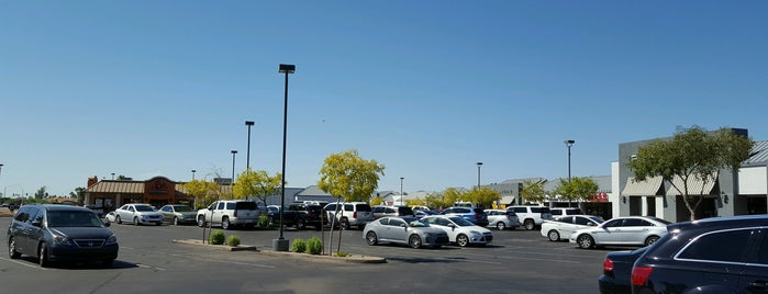 Scottsdale Towne Center is one of Lugares favoritos de Cheearra.