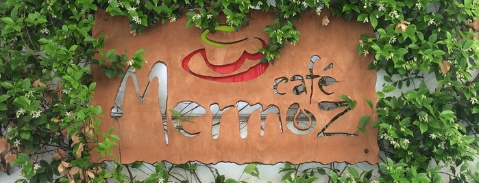 Cafe Mermoz is one of Orte, die Gabriel gefallen.