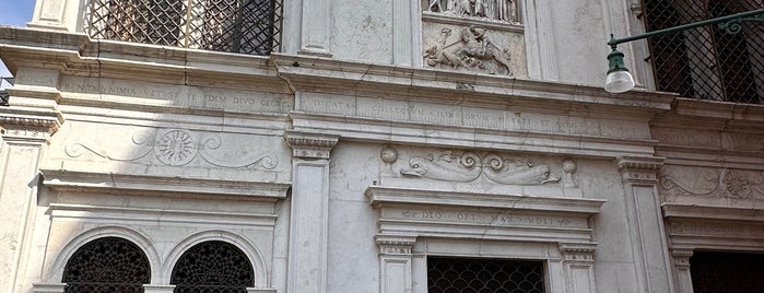 Scuola Di S. Giorgio Degli Schiavoni is one of venedik.