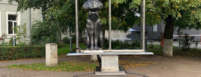 Памятник Зеленоградским котам is one of Кёниг.