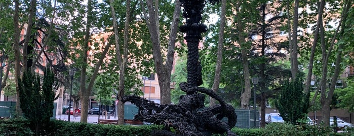 Plaza de la Cruz is one of Pamplona.