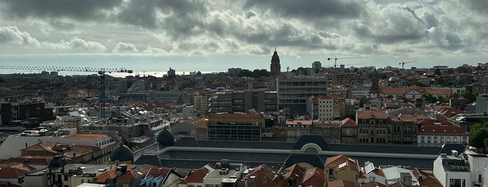 Lift is one of Porto.