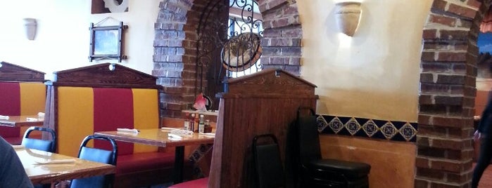 5 de Mayo Mexican Restaurant / Cinco de Mayo Mexican Restaurant is one of Tempat yang Disukai Stacy.