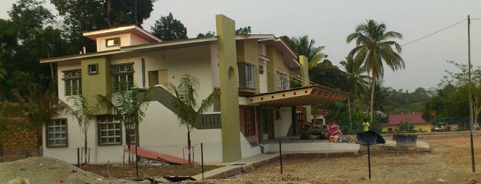 Klinik Desa Kg Jambu Rias is one of @Bentong, Pahang.