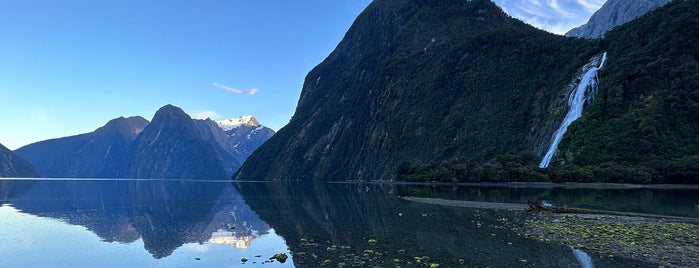 Milford Sound is one of Josefさんのお気に入りスポット.