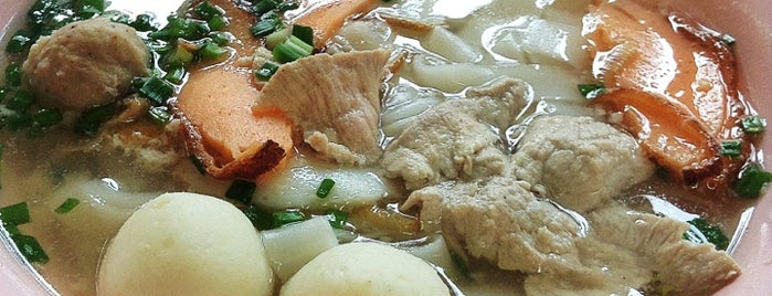 Teochew Fishball Noodles is one of Singapore.
