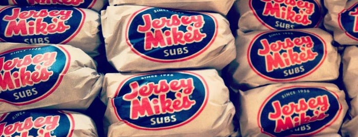 Jersey Mike's Subs is one of Cさんのお気に入りスポット.