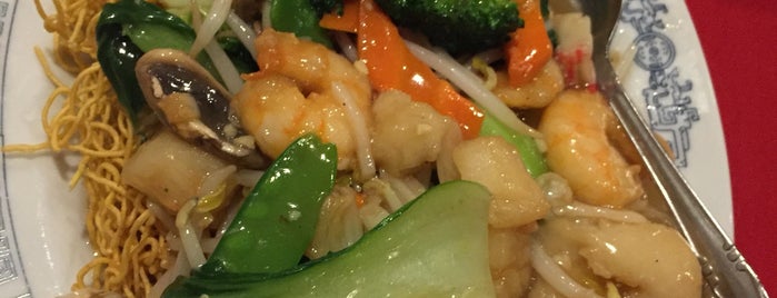 Szechuan House is one of The 13 Best Places for Cheap Asian Food in Mira Mesa, San Diego.