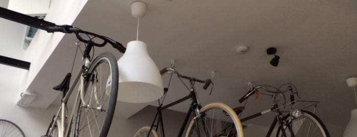 Urban Cicle Café is one of Peq. Alm. & Lanche (Grande Porto).