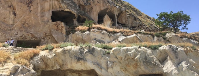 Ürgüp Kadıkalesi is one of Kapadokya.