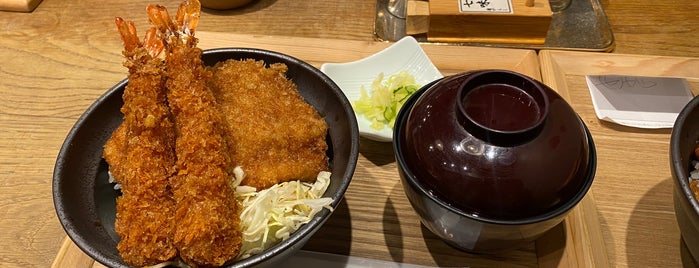 新潟カツ丼 タレカツ is one of Comer Tokyo.