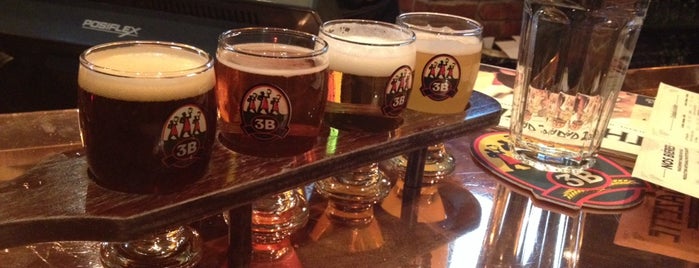 Les 3 Brasseurs is one of Best of Québec's brewpubs.