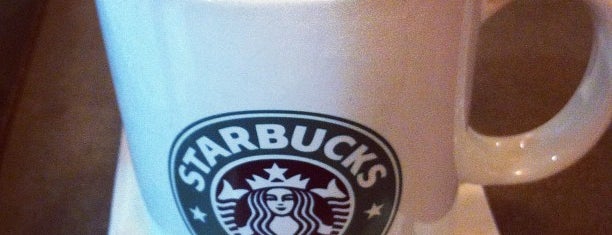 Starbucks is one of Olgaさんのお気に入りスポット.