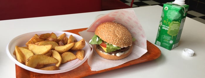 Burgerwood is one of Закрывшиеся бургерные в Москве и Петербурге.