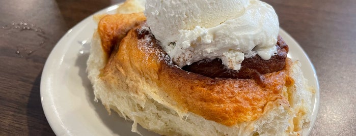 Flat Tire Diner is one of The 15 Best Places for Cinnamon Rolls in Nashville.