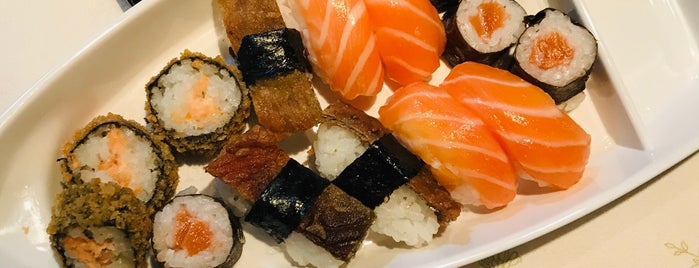 Degust Sushi is one of Japonês.