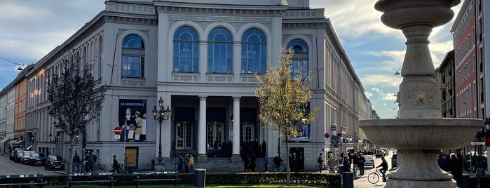 Gärtnerplatz is one of Muenchen.