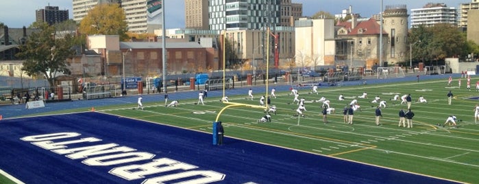 Varsity Arena is one of Lieux qui ont plu à Kaz.