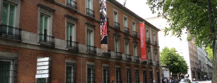 Museo Thyssen-Bornemisza is one of Funky Madrid.