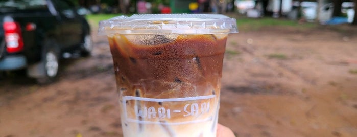 WaBi-SaBi Slowbar is one of อุบลราชธานี-3-Coffee.