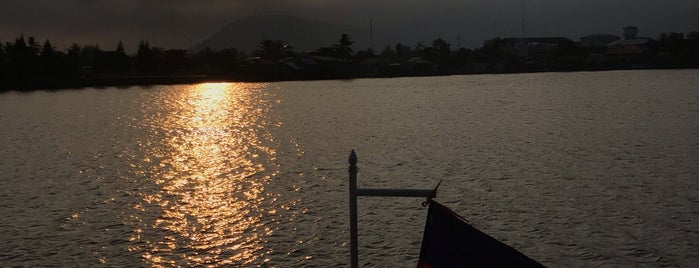 Kampot Riverside is one of Balade (2).