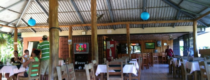 Bar La Ponderosa is one of Tempat yang Disukai Ali.