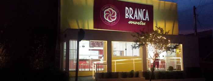 Branca Sorvetes is one of Locais curtidos por Aline.