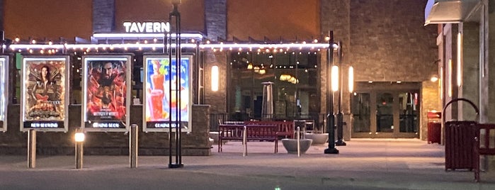 Movie Tavern at Brookfield Square is one of Tempat yang Disukai Joel.