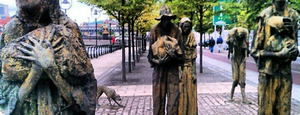 The Famine Memorial is one of Dublin To Do (2012 & 2014).