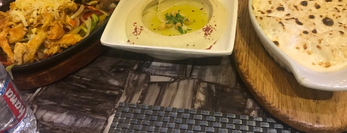 أكلات الفخار is one of Posti che sono piaciuti a Ahmad🌵.