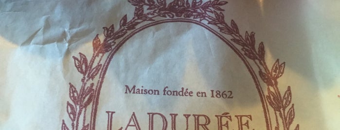 Ladurée is one of Lieux qui ont plu à Anna.