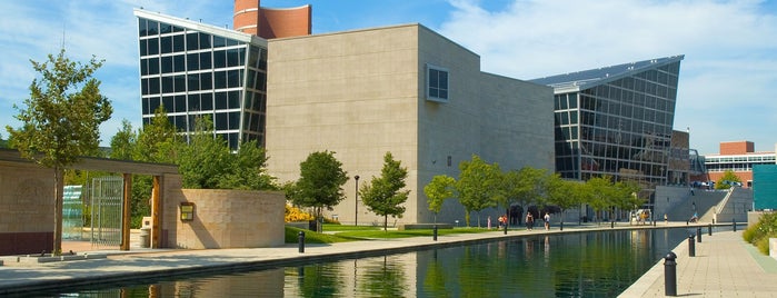 Indiana State Museum is one of Indianapolis 2015 - "The Tourist".