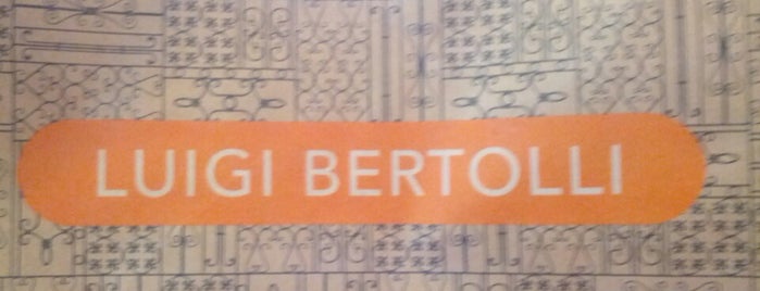 Luigi Bertolli is one of Posti che sono piaciuti a Rodrigo.