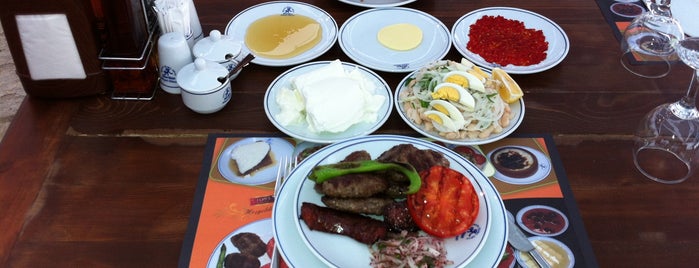 Mavi Köşe Izgara & Kahvaltı is one of Yeme - İçme.
