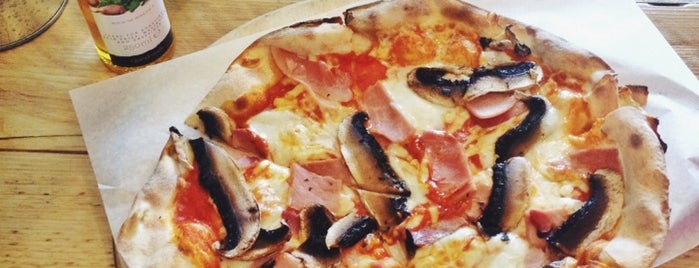 GB Pizza Co is one of New London Openings 2014.