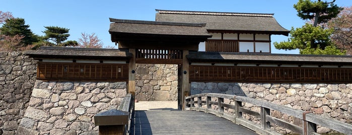 Matsushiro Castle Ruins is one of Lugares favoritos de Minami.