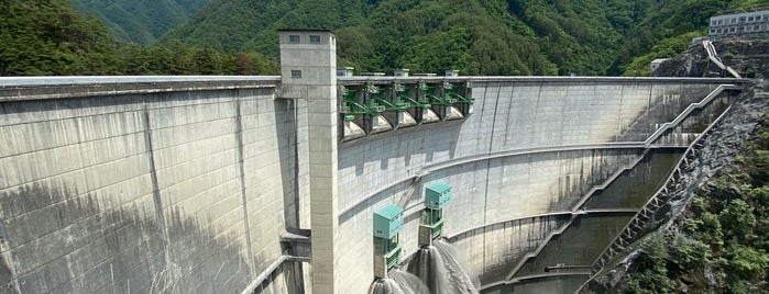 Koshibu Dam is one of Lieux qui ont plu à Minami.