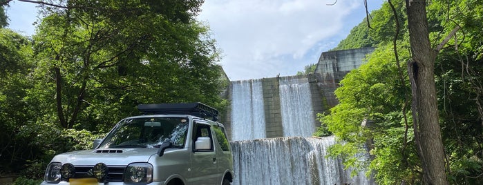 雨川ダム is one of สถานที่ที่ Minami ถูกใจ.
