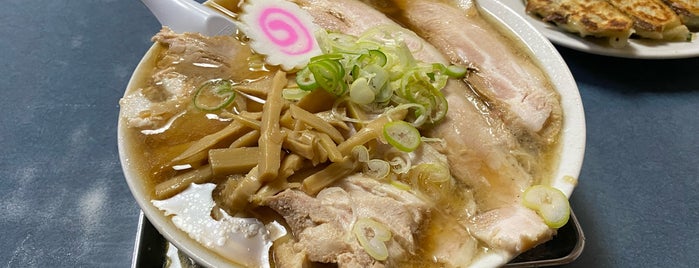唐麺 北海道ラーメン is one of Locais curtidos por Minami.