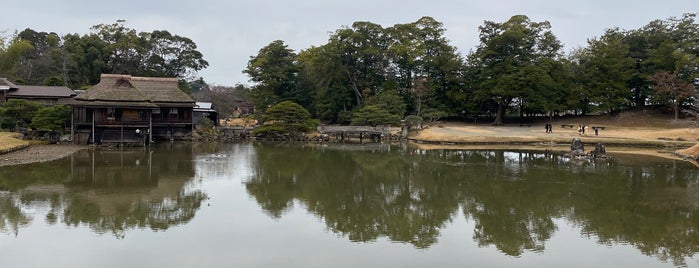 玄宮園 is one of Lugares favoritos de Minami.