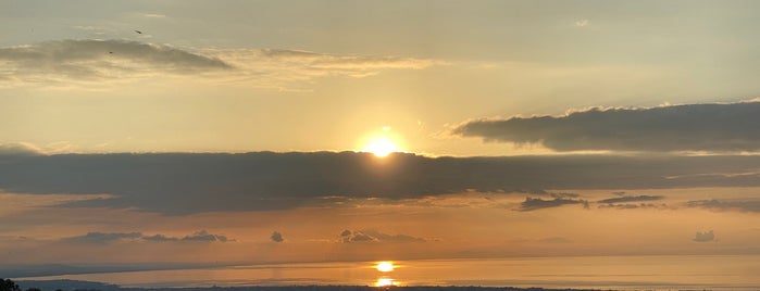 くろべ牧場まきばの風 is one of Tempat yang Disukai Minami.