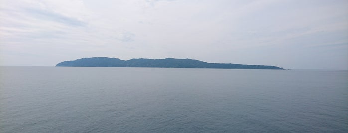 粟島 is one of Tempat yang Disukai Minami.