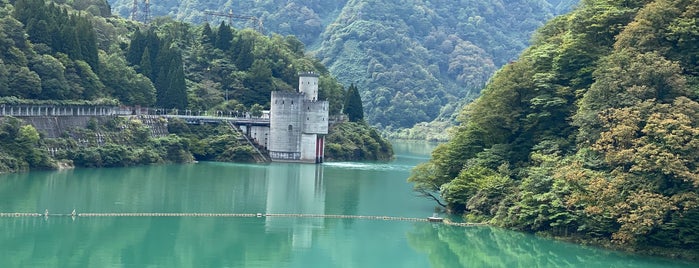 宇奈月湖 is one of สถานที่ที่ Minami ถูกใจ.