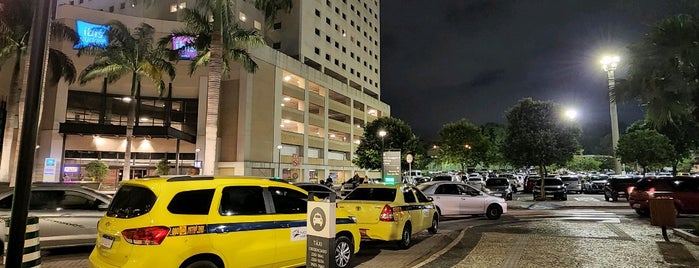 Estacionamento is one of Shopping Nova América.