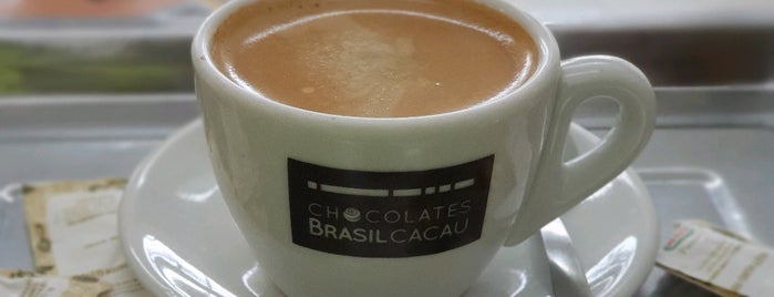 Chocolates Brasil Cacau is one of LUGARES QUE CURTO..